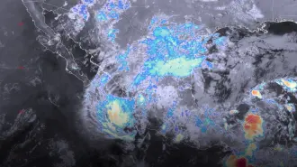 Imagen satelital del huracán Trudy, alejándose de las costas mexicanas.