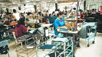 Empresas encuestadas reportaron que no cuentan con alternativas viables de proveeduría nacional para los insumos afectados por el decreto, lo que pone en riesgo la continuidad de sus operaciones, especialmente en la frontera Norte, Bajío, Centro y Sureste del país. Foto: Cuartoscuro