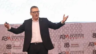 James Robinson, Premio Nobel de Economía 2024, en su participación en la 88 Convención Bancaria