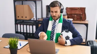 Futbol-lider-oficina-mundial