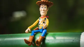 Un muñeco de Woody, protagonista de la saga Toy Story.