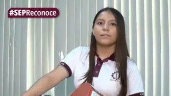 Ángela Karime Hernández Venegas, alumna del CETIS 78, que creó el extintor acústico de baja frecuencia.
