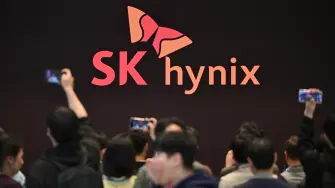 SK Hynix.