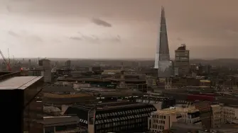 Imágenes espectaculares  del Cielo rojo en Reino Unido por el huracán Ophelia. Foto: AFP