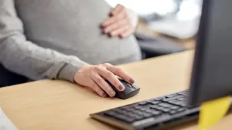 El despido por embarazo sigue a la cabeza como principal denuncia de discriminación. Foto: Shutterstock