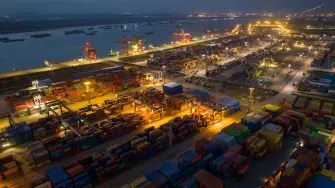 Los volúmenes de crecimiento del comercio se mantuvieron modestamente positivos a lo largo de 2023. 