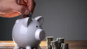 La aportación del trabajador por cesantía y vejez permanecerá en 1.125% del SBC.

Para más información del tema, visita: https://www.eleconomista.com.mx/los-especiales/prevision/2025-semanas-necesitas-jubilarte-sera-aportacion-patronal-20241227-739816.html
¡Síguenos en nuestras redes sociales para mantenerte informado!

Twitter: https://twitter.com/eleconomista 
Facebook: https://www.facebook.com/ElEconomista.mx
Instagram: https://www.instagram.com/eleconomistamx
LinkedIn: https://www.linkedin.com/company/el-economista/

#ElEconomista #EETV