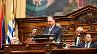 El presidente de Uruguay, Yamandú Orsi.REMITIDA / HANDOUT por PRESIDENCIA DE URUGUAYFotografía remitida a medios de comunicación exclusivamente para ilustrar la noticia a la que hace referencia la imagen, y citando la procedencia de la imagen en la firma01/3/2025
