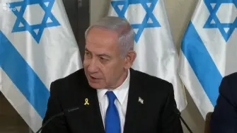 El primer ministro israelí, Benjamin Netanyahu, prometió el lunes que traerá de vuelta a todos los rehenes, "los vivos y los muertos", sin mencionar la propuesta estadounidense de tregua en Gaza a la que una fuente de Hamás había aludido anteriormente.

¡Síguenos en nuestras redes sociales para mantenerte informado!

Twitter: https://twitter.com/eleconomista 
Facebook: https://www.facebook.com/ElEconomista.mx
Instagram: https://www.instagram.com/eleconomistamx
LinkedIn: https://www.linkedin.com/company/el-economista/

#ElEconomista #EETV
