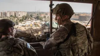 Estados Unidos tiene unos 2,500 militares en Irak como parte del contingente internacional contra el Estado Islámico.

Para más información del tema, visita: https://www.eleconomista.com.mx/internacionales/kataib-hezbola-atacara-bases-eu-entra-guerra-iran-20250615-763774.html

¡Síguenos en nuestras redes sociales para mantenerte informado!

Twitter: https://twitter.com/eleconomista 
Facebook: https://www.facebook.com/ElEconomista.mx
Instagram: https://www.instagram.com/eleconomistamx
LinkedIn: https://www.linkedin.com/company/el-economista/
T

#ElEconomista #EETV #Ataque #EU #Irak