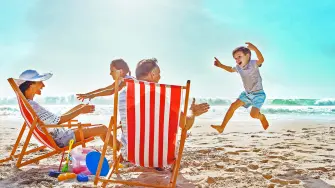 Cancún, Puerto Vallarta, Playa del Carmen y Mazatlán encabezan la lista de destinos de playa preferidos por los mexicanos para disfrutar las vacaciones de verano 2025.