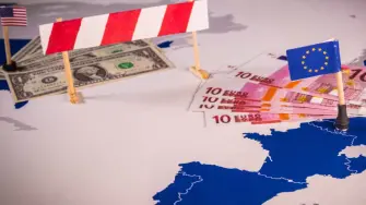 Bruselas ha preparado aranceles a productos estadounidenses por valor de unos 21,000 millones de euros.

Para más información del tema, visita: https://www.eleconomista.com.mx/economia/ue-prolonga-agosto-suspender-aranceles-represalia-eu-20250713-767930.html 

¡Síguenos en nuestras redes sociales para mantenerte informado!

Twitter: https://twitter.com/eleconomista 
Facebook: https://www.facebook.com/ElEconomista.mx
Instagram: https://www.instagram.com/eleconomistamx
LinkedIn: https://www.linkedin.com/company/el-economista/

#ElEconomista #EETV #Aranceles