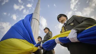 Rusia esbozó una lista de duras exigencias, entre ellas que Ucrania ceda más territorio.

Para más información del tema, visita: https://www.eleconomista.com.mx/internacionales/ucrania-propone-nuevas-conversaciones-paz-rusia-proxima-semana-20250719-768898.html

¡Síguenos en nuestras redes sociales para mantenerte informado!

Twitter: https://twitter.com/eleconomista 
Facebook: https://www.facebook.com/ElEconomista.mx
Instagram: https://www.instagram.com/eleconomistamx
LinkedIn: https://www.linkedin.com/company/el-economista/

#ElEconomista #EETV #InvasiónRusa