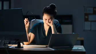 Una propuesta busca hacer extensivo a todos los trabajadores el derecho a la desconexión digital, salvo algunos casos de excepción.