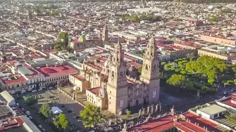 Descripción automática