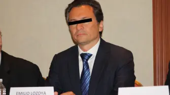 El Tercer Tribunal Colegiado Penal de la Ciudad de México decidió negar un amparo a Emilio Lozoya Austin por el cual buscada desechar las acusaciones en su contra por la venta de la planta de Agronitrogenados a la petrolera estatal.

Para más información del tema, visita: https://www.eleconomista.com.mx/politica/niegan-amparo-lozoya-buscaba-desestimar-cargos-agronitrogenados-20250820-773481.html

¡Síguenos en nuestras redes sociales para mantenerte informado!

Twitter: https://twitter.com/eleconomista 
Facebook: https://www.facebook.com/ElEconomista.mx
Instagram: https://www.instagram.com/eleconomistamx
LinkedIn: https://www.linkedin.com/company/el-economista/

#ElEconomista #EETV