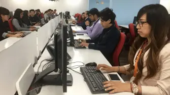 La Secretaría del Trabajo y la de Economía externaron su inconformidad con la decisión del panel laboral que falló a favor de la queja de Estados Unidos en el caso de un call center de Atento. Las dependencias destacaron las medidas realizadas para reparar daños.

Para más información del tema, visita:  https://www.eleconomista.com.mx/capital-humano/caso-atento-gobierno-mexico-desacuerdo-decision-panel-laboral-t-mec-20250822-773899.html

¡Síguenos en nuestras redes sociales para mantenerte informado!

Twitter: https://twitter.com/eleconomista 
Facebook: https://www.facebook.com/ElEconomista.mx
Instagram: https://www.instagram.com/eleconomistamx
LinkedIn: https://www.linkedin.com/company/el-economista/

#ElEconomista #EETV