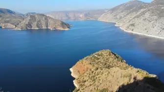 Presa de Zimapán llegó al 100% de su capacidad.