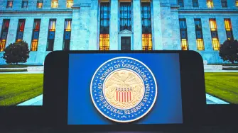 Scott Bessent advirtió que la ampliación de funciones de la Fed pone en riesgo su autonomía y pidió una revisión apartidaria.

Para más información del tema, visita: https://www.eleconomista.com.mx/economia/secretario-tesoro-estados-unidos-pide-revision-independiente-reserva-federal-20250905-775976.html

¡Síguenos en nuestras redes sociales para mantenerte informado!

Twitter: https://twitter.com/eleconomista
Facebook: https://www.facebook.com/ElEconomista.mx
Instagram: https://www.instagram.com/eleconomistamx
LinkedIn: https://www.linkedin.com/company/el-economista/

#ElEconomista #EETV