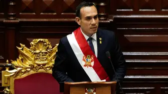 El presidente interino José Jeri en una imagen de archivo. Foto: Reuters