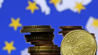 China confirmó que la suspensión de los controles a la exportación de octubre se aplica a la UE.

Para más información del tema, visita: https://www.eleconomista.com.mx/internacionales/ue-dice-seguira-trabajando-china-control-exportaciones-20251101-784571.html

¡Síguenos en nuestras redes sociales para mantenerte informado!

Twitter: https://twitter.com/eleconomista 
Facebook: https://www.facebook.com/ElEconomista.mx
Instagram: https://www.instagram.com/eleconomistamx
LinkedIn: https://www.linkedin.com/company/el-economista/
T

#ElEconomista #EETV