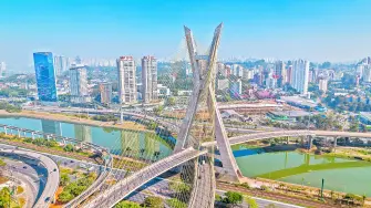 Descripción automática