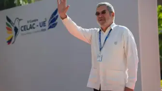 El canciller Juan Ramón de la Fuente asistió en representación de la presidenta Claudia Sheinbaum.

Para más información del tema, visita: https://www.eleconomista.com.mx/internacionales/mexico-reafirma-compromiso-dialogo-cooperacion-iv-cumbre-celac-ue-20251109-785741.html

¡Síguenos en nuestras redes sociales para mantenerte informado!

Twitter: https://twitter.com/eleconomista 
Facebook: https://www.facebook.com/ElEconomista.mx
Instagram: https://www.instagram.com/eleconomistamx
LinkedIn: https://www.linkedin.com/company/el-economista/
T

#ElEconomista #EETV