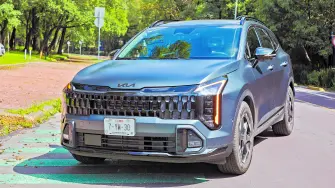 En condiciones de tráfico en ciudad, muestra su mejor faceta de desempeño y prestaciones. Foto: Eric Lugo