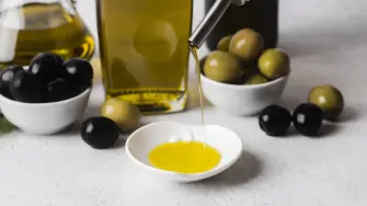 Es bueno cocinar con aceite de oliva? Mitos, realidades y cómo usarlo bien en la cocina
