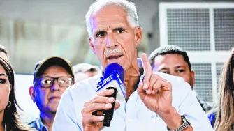 Descripción automática