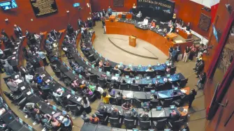 La presidenta de México, Claudia Sheinbaum, confirmó la mañana de este miércoles que envió al Senado una terna conformada solo por mujeres para que alguna de ellas sea la nueva titular de la Fiscalía General de la República (FGR), tras la renuncia de Alejandro Gertz Manero.