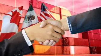 Asociaciones empresariales conformadas por grandes empresas en México, Estados Unidos y Canadá demandaron en Washington que el T-MEC se fortalezca y cuente con una extensión a partir del 2026 para continuar con la generación de beneficios económicos en América del Norte.

Para más información del tema, visita: https://www.eleconomista.com.mx/empresas/asociaciones-empresariales-eu-mexico-canada-piden-extender-t-mec-20251204-789641.html

¡Síguenos en nuestras redes sociales para mantenerte informado!

Twitter: https://twitter.com/eleconomista 
Facebook: https://www.facebook.com/ElEconomista.mx
Instagram: https://www.instagram.com/eleconomistamx
LinkedIn: https://www.linkedin.com/company/el-economista/

#ElEconomista #EETV