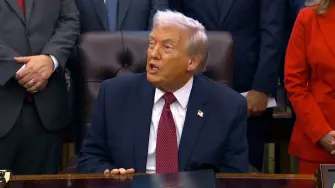 El presidente de Venezuela, Nicolás Maduro, confirmó el miércoles que sostuvo una llamada con su par estadounidense, Donald Trump, hace diez días y señaló que ésta se produjo en un tono "cordial", en medio de la más reciente crisis entre Caracas y Washington.

¡Síguenos en nuestras redes sociales para mantenerte informado!

Twitter: https://twitter.com/eleconomista 
Facebook: https://www.facebook.com/ElEconomista.mx
Instagram: https://www.instagram.com/eleconomistamx
LinkedIn: https://www.linkedin.com/company/el-economista/

#ElEconomista #EETV