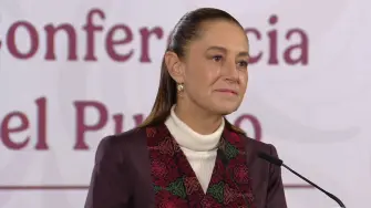 La presidenta pidió a la Fiscalía aclarar los criterios legales para tipificar inicialmente el atentado como terrorismo antes de reclasificarlo como delincuencia organizada.

Para más información del tema, visita: https://www.eleconomista.com.mx/politica/sheinbaum-exige-fgr-explicar-clasifico-terrorismo-ataque-coahuayana-20251208-790170.html

¡Síguenos en nuestras redes sociales para mantenerte informado!

Twitter: https://twitter.com/eleconomista 
Facebook: https://www.facebook.com/ElEconomista.mx
Instagram: https://www.instagram.com/eleconomistamx
LinkedIn: https://www.linkedin.com/company/el-economista/

#ElEconomista #EETV