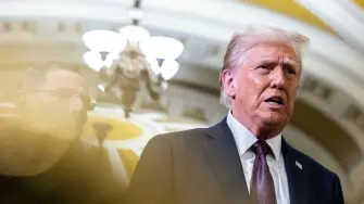 Trump, quien prometió reducir la inflación si era reelegido, sostiene que ha cumplido esa promesa de campaña, pese a que las encuestas de opinión muestran bajos índices de aprobación de su estrategia económica.

Para más información del tema, visita: https://www.eleconomista.com.mx/internacionales/trump-abre-puerta-derrota-republicana-2026-reconoce-riesgo-electoral-20251214-791172.html 

¡Síguenos en nuestras redes sociales para mantenerte informado!

Twitter: https://twitter.com/eleconomista 
Facebook: https://www.facebook.com/ElEconomista.mx
Instagram: https://www.instagram.com/eleconomistamx
LinkedIn: https://www.linkedin.com/company/el-economista/

#ElEconomista #Trump #Elecciones