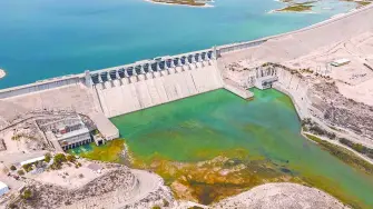 Descripción automática