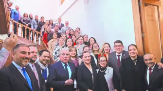 Descripción automática