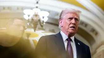 El presidente de Estados Unidos, Donald Trump, dijo ‍que mantiene sobre la mesa la posibilidad de una guerra con Venezuela, según una entrevista ‍con NBC News hecha pública este viernes.

Para más información del tema, visita: https://www.eleconomista.com.mx/internacionales/trump-asegura-descarta-guerra-venezuela-20251219-792055.html

¡Síguenos en nuestras redes sociales para mantenerte informado!

Twitter: https://twitter.com/eleconomista
Facebook: https://www.facebook.com/ElEconomista.mx
Instagram: https://www.instagram.com/eleconomistamx
LinkedIn: https://www.linkedin.com/company/el-economista/

#ElEconomista #EETV