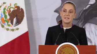 De acuerdo con el coordinador del PAN en San Lázaro, Elías Lixa, esta ley es resultado de un proceso legislativo acelerado, opaco y violatorio de la Constitución.

Para más información del tema, visita: https://www.eleconomista.com.mx/politica/pan-exige-cndh-impugne-ley-aguas-sheinbaum-20251221-792257.html 

¡Síguenos en nuestras redes sociales para mantenerte informado!

Twitter: https://twitter.com/eleconomista 
Facebook: https://www.facebook.com/ElEconomista.mx
Instagram: https://www.instagram.com/eleconomistamx
LinkedIn: https://www.linkedin.com/company/el-economista/

#ElEconomista #PAN #LeyDeAguas