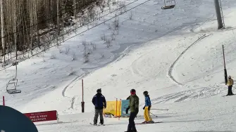 Park City Mountain cuenta con casi 3,000 hectáreas de terreno esquiable y es la estación de esquí más grande de Estados Unidos.