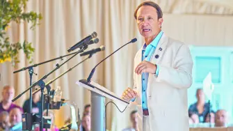 Descripción automática