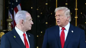 El presidente de Estados Unidos, Donald Trump, prometió el lunes erradicar cualquier acumulación de armas iraníes, meses después de los ataques aéreos estadounidenses e israelíes contra la República Islámica.

¡Síguenos en nuestras redes sociales para mantenerte informado!

Twitter: https://twitter.com/eleconomista 
Facebook: https://www.facebook.com/ElEconomista.mx
Instagram: https://www.instagram.com/eleconomistamx
LinkedIn: https://www.linkedin.com/company/el-economista/

#ElEconomista #EETV