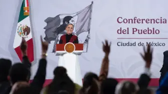 La disposición, publicada en la edición del 31 de diciembre de 2025 en el DOF, entrará en vigor el 1 de enero de 2026, fecha en la que comenzaría a aplicarse formalmente el nuevo gravamen establecido en la reforma a la Ley del IEPS del 7 de noviembre de 2025.

Para más información del tema, visita: https://www.eleconomista.com.mx/economia/sheinbaum-otorga-estimulo-fiscal-100-impuesto-videojuegos-violentos-20251231-793378.html

¡Síguenos en nuestras redes sociales para mantenerte informado!

Twitter: https://twitter.com/eleconomista
Facebook: https://www.facebook.com/ElEconomista.mx
Instagram: https://www.instagram.com/eleconomistamx
LinkedIn: https://www.linkedin.com/company/el-economista/

#ElEconomista #EETV