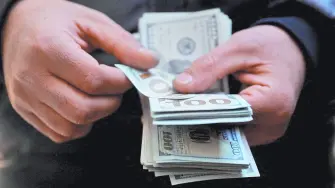 Se benefició del gasto centrado en infraestructura digital, centros de datos y empresas de Inteligencia Artificial.

Para más información del tema, visita: https://www.eleconomista.com.mx/economia/eu-atrajo-mayor-parte-inversion-20260101-793525.html

¡Síguenos en nuestras redes sociales para mantenerte informado!

Twitter: https://twitter.com/eleconomista 
Facebook: https://www.facebook.com/ElEconomista.mx
Instagram: https://www.instagram.com/eleconomistamx
LinkedIn: https://www.linkedin.com/company/el-economista/

#ElEconomista #EETV