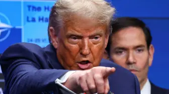 El presidente Donald Trump expresó dudas de que sus socios del tratado de defensa del Atlántico Norte apoyen a Estados Unidos en caso de que los necesite, según una publicación este miércoles en su red Truth Social.

¡Síguenos en nuestras redes sociales para mantenerte informado!

Twitter: https://twitter.com/eleconomista 
Facebook: https://www.facebook.com/ElEconomista.mx
Instagram: https://www.instagram.com/eleconomistamx
LinkedIn: https://www.linkedin.com/company/el-economista/

#ElEconomista #EETV