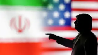 El presidente estadounidense, Donald Trump, pidió este martes a los iraníes que mantengan las manifestaciones, tomen las instituciones y registren los nombres de "los asesinos y los abusadores".

Para más información del tema, visita: https://www.eleconomista.com.mx/internacionales/trump-pide-manifestantes-iran-seguir-protestando-dice-ayuda-camino-20260113-795054.html

¡Síguenos en nuestras redes sociales para mantenerte informado!

Twitter: https://twitter.com/eleconomista 
Facebook: https://www.facebook.com/ElEconomista.mx
Instagram: https://www.instagram.com/eleconomistamx
LinkedIn: https://www.linkedin.com/company/el-economista/

#ElEconomista #EETV