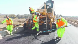 Descripción automática