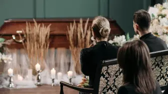 Las enfermedades del corazón, la diabetes mellitus y los tumores malignos se mantienen como las principales causas de defunción en México, tanto a nivel nacional como por género.

Para más información del tema, visita: https://www.eleconomista.com.mx/politica/10-principales-causas-muerte-mexico-20260118-795794.html 

¡Síguenos en nuestras redes sociales para mantenerte informado!

Twitter: https://twitter.com/eleconomista 
Facebook: https://www.facebook.com/ElEconomista.mx
Instagram: https://www.instagram.com/eleconomistamx
LinkedIn: https://www.linkedin.com/company/el-economista/

#ElEconomista