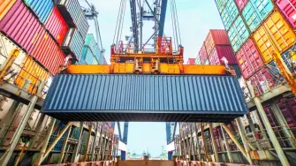 Alemania es vulnerable a los aranceles debido a su economía centrada en la exportación que sale lentamente de dos años de declive.

Para más información del tema, visita: https://www.eleconomista.com.mx/empresas/industria-alemana-arremete-ridiculas-exigencias-trump-20260118-795823.html

¡Síguenos en nuestras redes sociales para mantenerte informado!

Twitter: https://twitter.com/eleconomista 
Facebook: https://www.facebook.com/ElEconomista.mx
Instagram: https://www.instagram.com/eleconomistamx
LinkedIn: https://www.linkedin.com/company/el-economista/
T

#ElEconomista #EETV