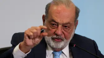 Grupo Carso, d​e Carlos Slim, informó de ⁠la compra de una ‌subsidiaria de Lukoil en México para ​obtener ⁠el control de los yacimientos petrolíferos de Ichalkil y Pokoch.

Para más información del tema, visita: https://www.eleconomista.com.mx/empresas/slim-compra-100-participacion-lukoil-campos-ichalkil-pokoch-20260119-795931.html
¡Síguenos en nuestras redes sociales para mantenerte informado!

Twitter: https://twitter.com/eleconomista 
Facebook: https://www.facebook.com/ElEconomista.mx
Instagram: https://www.instagram.com/eleconomistamx
LinkedIn: https://www.linkedin.com/company/el-economista/

#ElEconomista #EETV